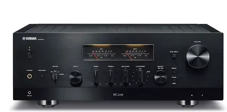 Усилитель Yamaha RN2000A, черный